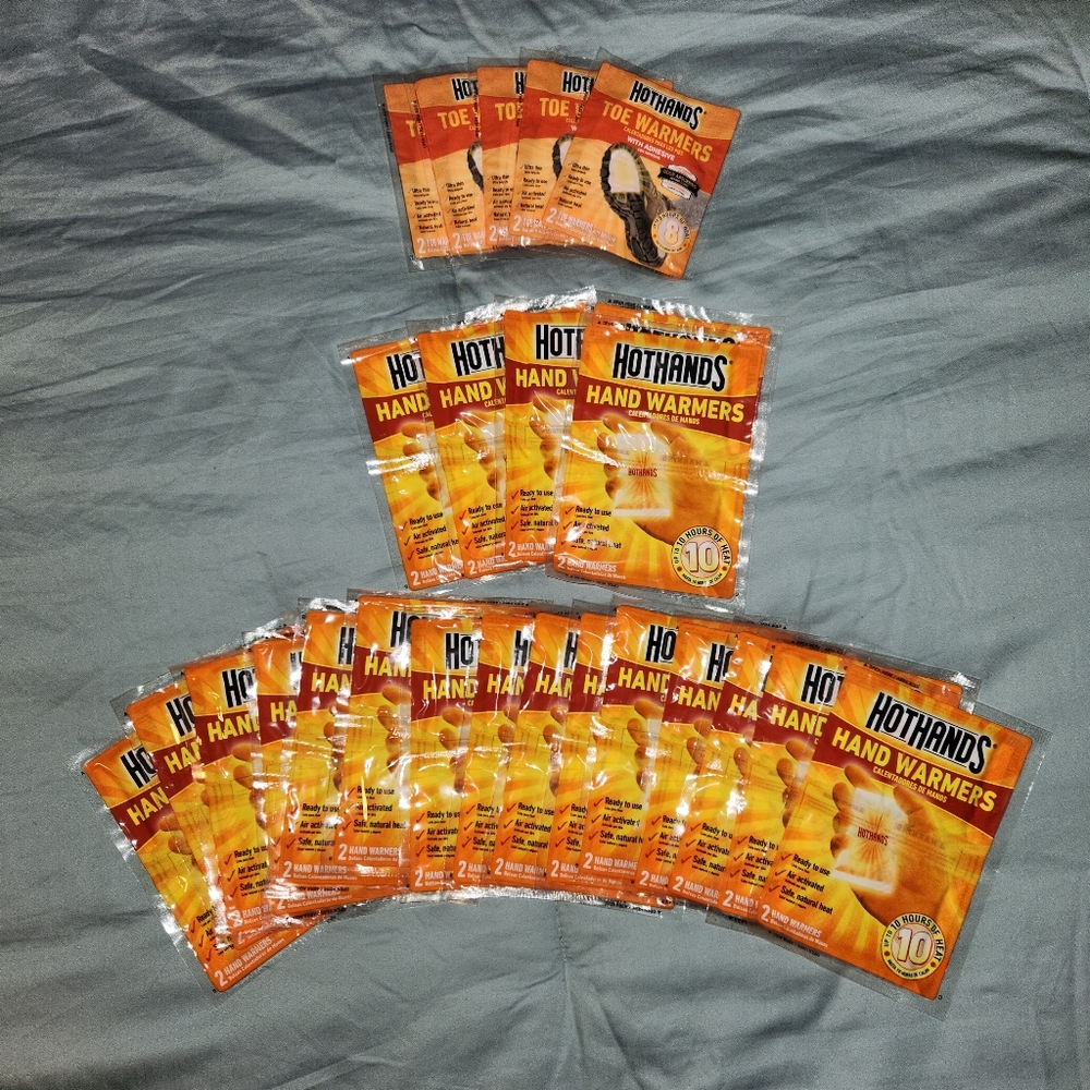 HOTHANDS New Toe and Hand Warmers Long Lasting Natural Heat Air Activated